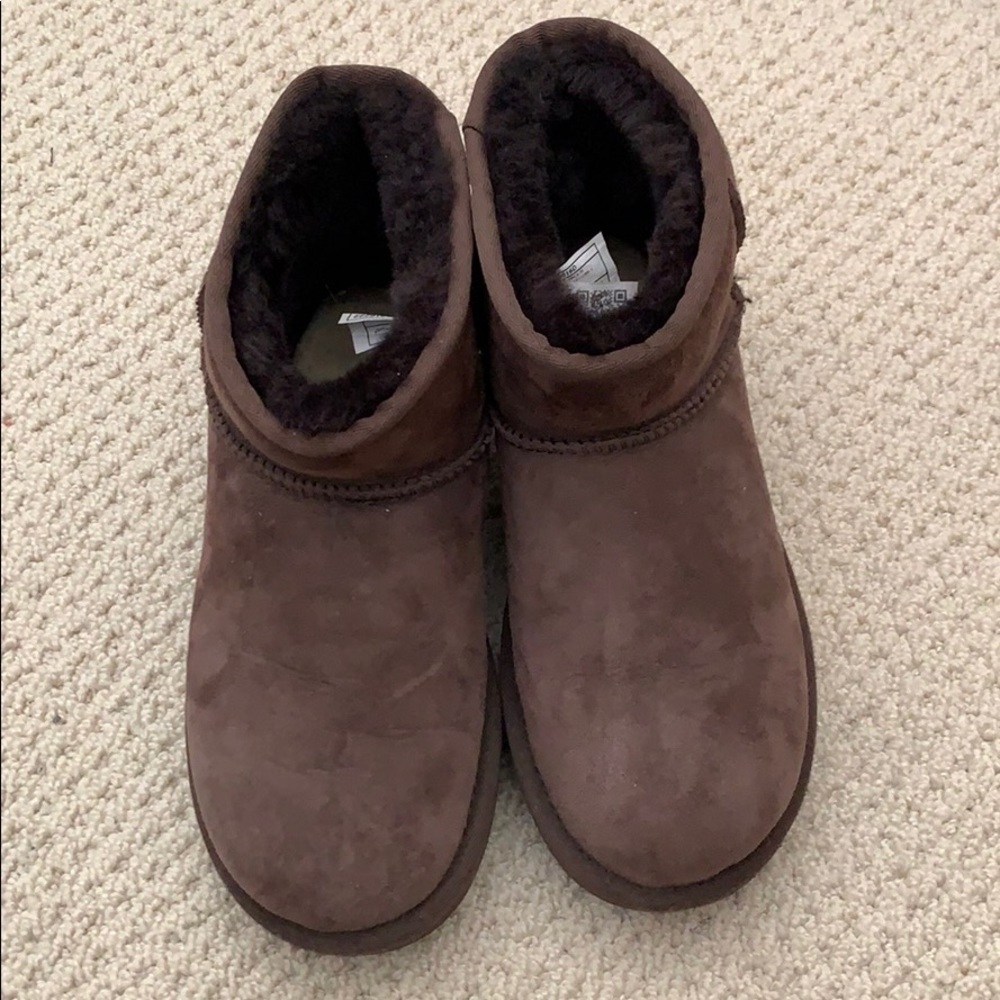 Good Used UGG booties